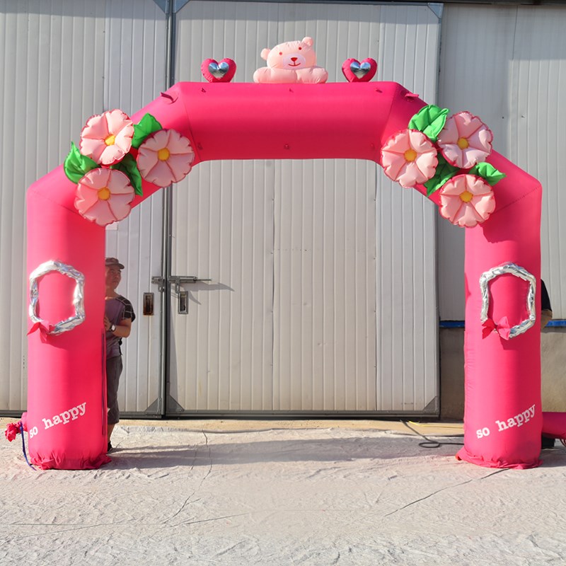 石台粉色婚礼拱门